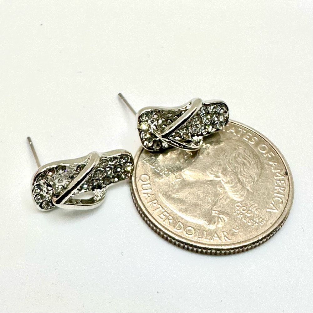 NWOT - Sparkling Silver Crystal Flip-Flop Earrings - Picture 11 of 13